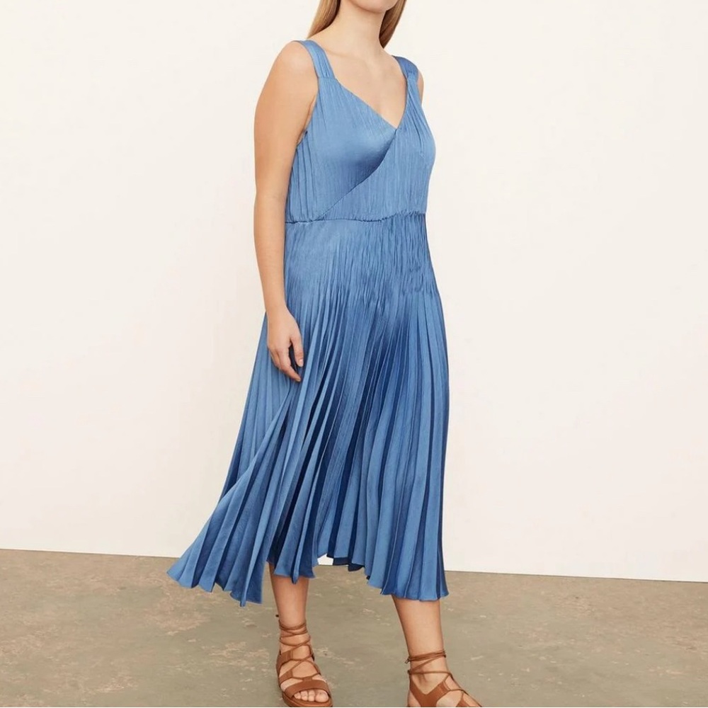 Vince V-neck Pleated Azure Blue Dress size S